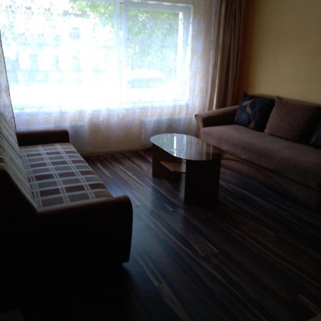 Brivibas 25 Apartamenti Вентспилс Экстерьер фото